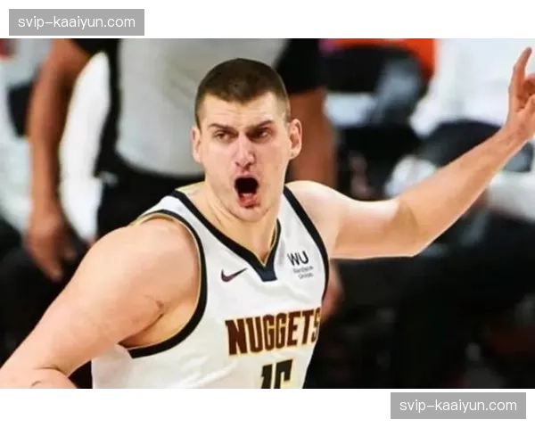 约基奇场均28.8分12.2板10.7助 三双数据统治内线